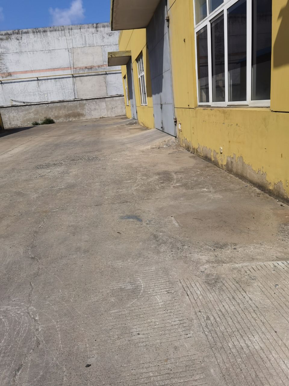 1677647540107841.jpg